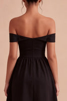 Laden Sie das Bild in den Galerie-Viewer, Schwarzes schulterfreies Schlüsselloch-Midi-A-Linien-Festkleid