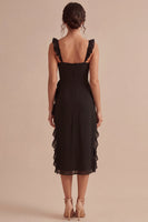 Laden Sie das Bild in den Galerie-Viewer, Schwarzes Midi-Festkleid mit Rüschen und dicken Trägern und Schlitz
