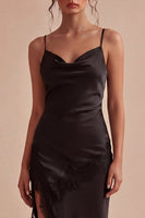 Laden Sie das Bild in den Galerie-Viewer, Schwarzes Bodycon Spaghettiträger Midi-Festkleid mit Schlitz