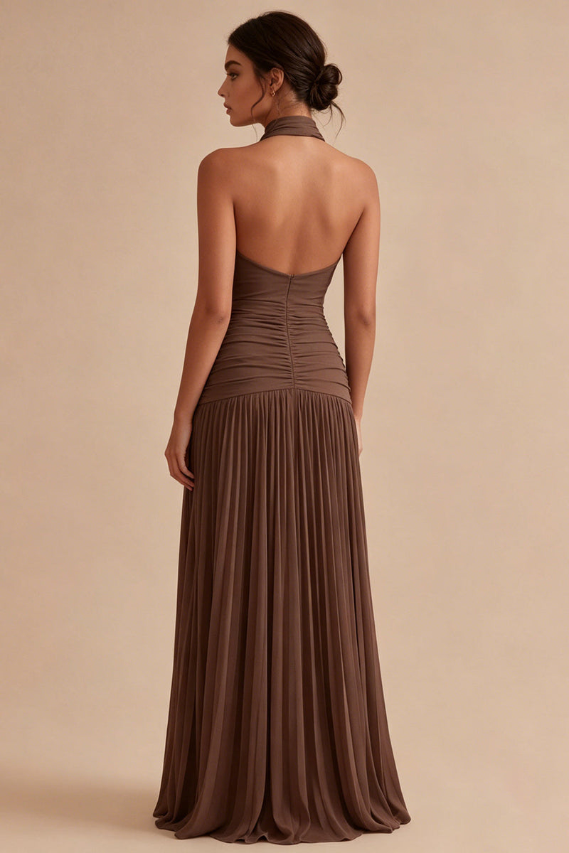 Laden Sie das Bild in den Galerie-Viewer, Dunkles Kaffee-Halter mit Falten auf langen A-Linien Rückenloses Festkleid
