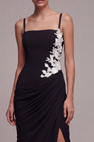 Laden Sie das Bild in den Galerie-Viewer, Schwarzes, quadratisches Blumen-Meerjungfrauen-Langes Festkleid mit Schlitz