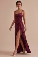 Laden Sie das Bild in den Galerie-Viewer, Burgunderrotes Spaghettiträger mit Rüschen Meerjungfrauen-Langes Festkleid mit Schlitz