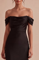 Laden Sie das Bild in den Galerie-Viewer, Schwarzes, schulterloses Meerjungfrauen-Satin-Lange Festkleid