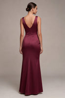 Laden Sie das Bild in den Galerie-Viewer, Burgundergrünes Meerjungfrauen-Korsett Satin-Festkleid mit Schlitz