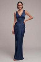 Laden Sie das Bild in den Galerie-Viewer, Marineblaues Meerjungfrauenkorsett Satin-Festkleid mit Spitze