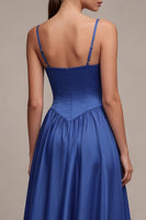 Laden Sie das Bild in den Galerie-Viewer, Königsblaue Spaghettiträger Baskische Taille A-Linie langes Festkleid