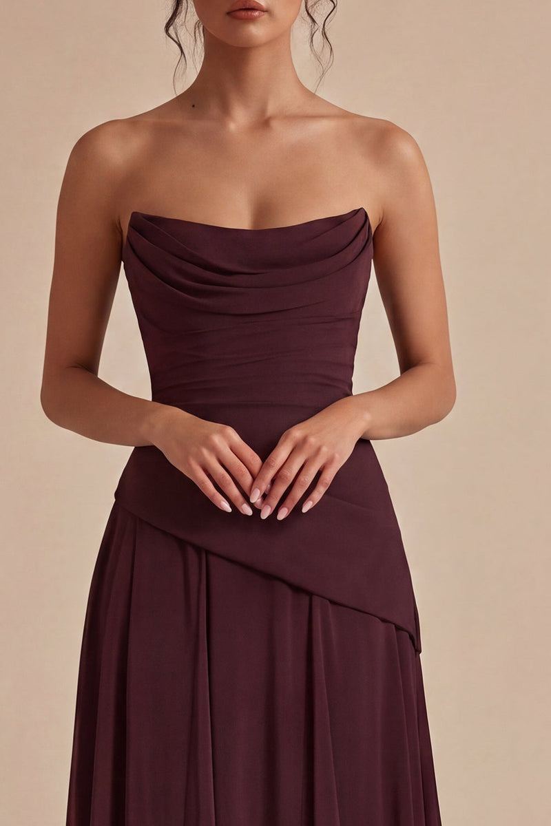 Laden Sie das Bild in den Galerie-Viewer, Burgund, ein langes, formelles, gerafftes, trägerloses, festliches Kleid