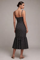Laden Sie das Bild in den Galerie-Viewer, Schwarz-weißes Meerjungfrauen-Spaghetti-Träger Midi-Polka-Dots-Kleid