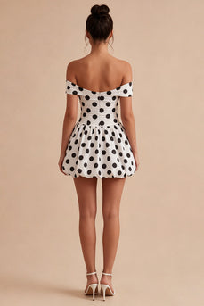 Off-the-shoulder Weiße Schwarze Polka-Dots A-Linie Abschlusskleider