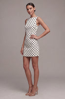 Laden Sie das Bild in den Galerie-Viewer, White Black Dots Bateau Neck Bodycon Abschlusskleid