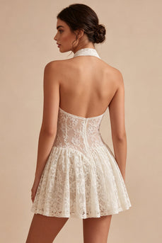 Blumen-Elfenbein-Halter-Schlüsselloch-Spitzen-Kurz-A-Linien-Abschlusskleid
