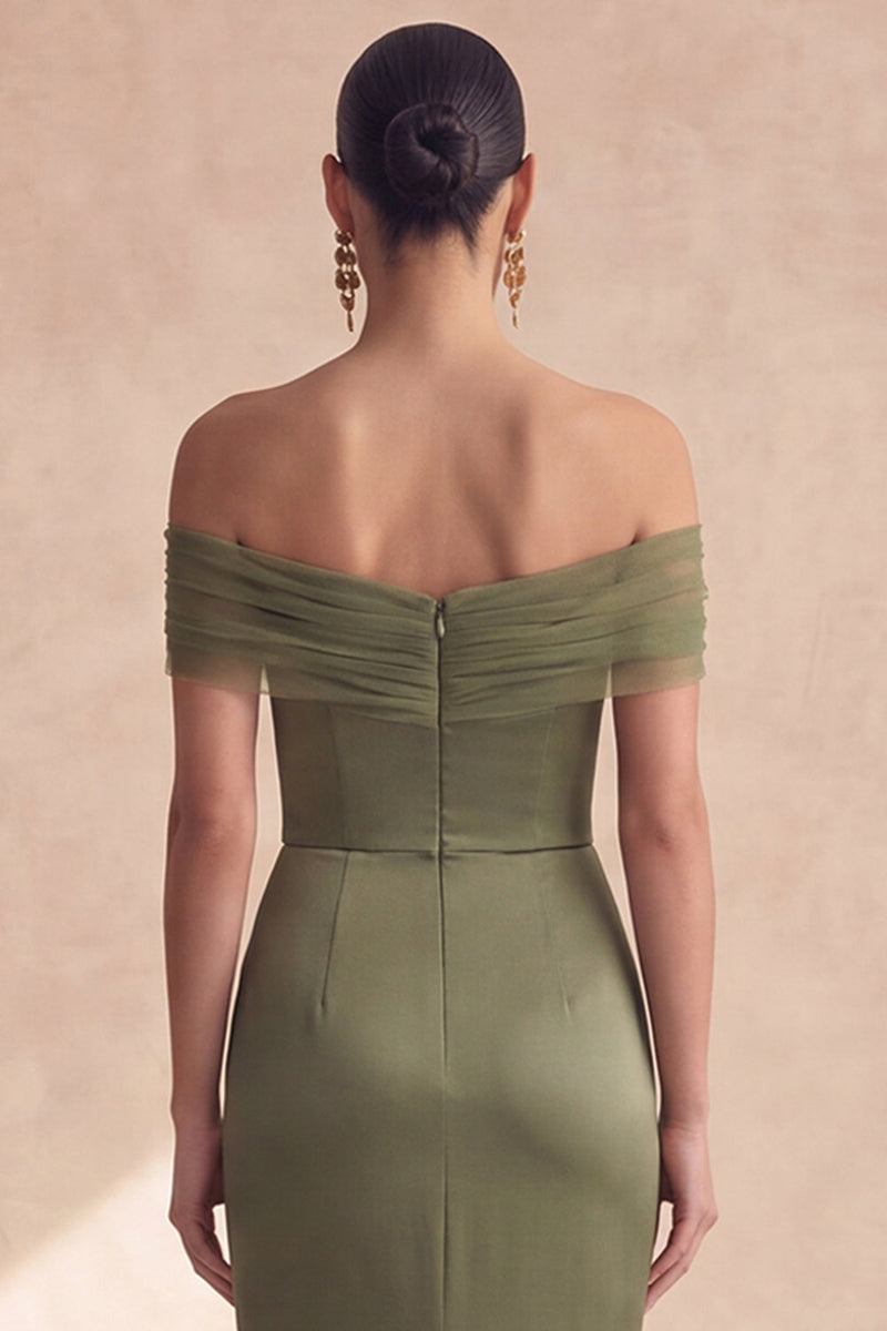 Laden Sie das Bild in den Galerie-Viewer, Off-the-shoulder olivfarbenes Meerjungfrauen-Brautjungfernkleid mit Falten
