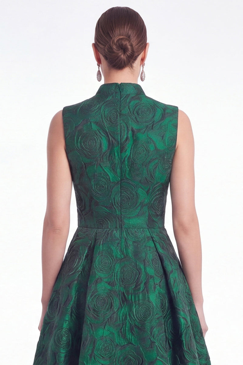Laden Sie das Bild in den Galerie-Viewer, A-Linie grüne Blume Jacquard V-Ausschnitt Mutter der Braut Kleid