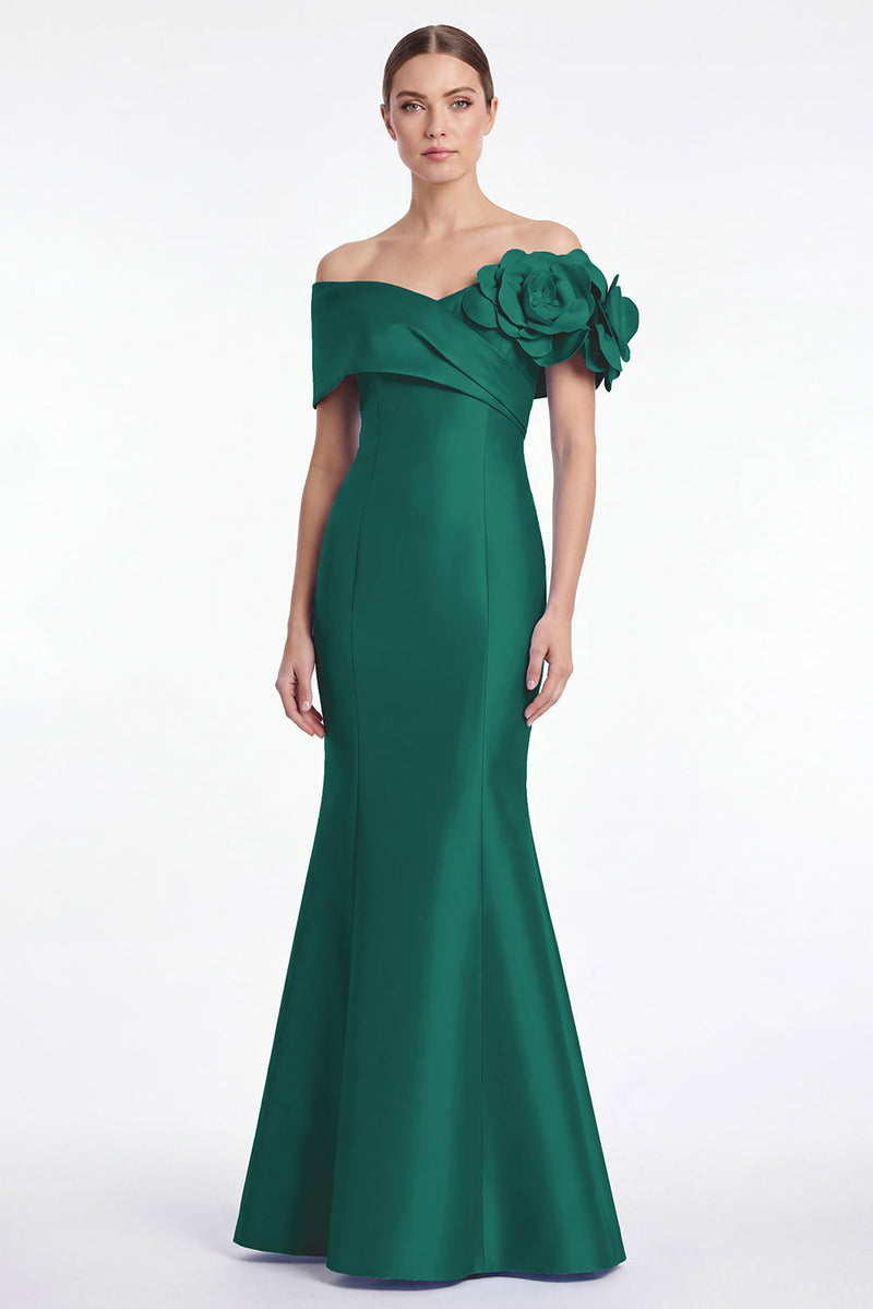 Laden Sie das Bild in den Galerie-Viewer, Staubiges blaues Satin-Off-the-Shoulder Meerjungfrauen-Langes Mutter-der-Braut-Kleid mit 3D-Blume