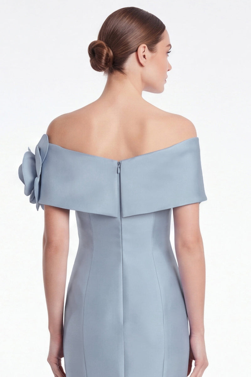 Laden Sie das Bild in den Galerie-Viewer, Staubiges blaues Satin-Off-the-Shoulder Meerjungfrauen-Langes Mutter-der-Braut-Kleid mit 3D-Blume