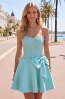 Laden Sie das Bild in den Galerie-Viewer, Gelbes Sweetheart A-Line Pearls Korsett-Heimkehrkleid mit Schleife