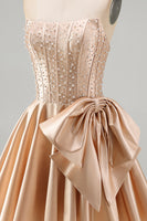 Laden Sie das Bild in den Galerie-Viewer, Gelbes Sweetheart A-Linie Pearls Korsett Kurzes Abendkleid mit Schleife
