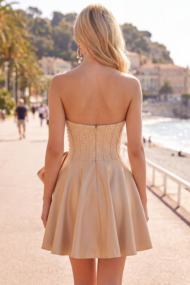 Laden Sie das Bild in den Galerie-Viewer, Gelbes Sweetheart A-Linie Pearls Korsett Kurzes Abendkleid mit Schleife
