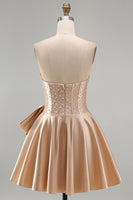Laden Sie das Bild in den Galerie-Viewer, Gelbes Sweetheart A-Linie Pearls Korsett Kurzes Abendkleid mit Schleife