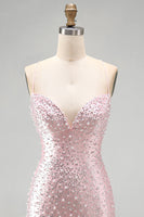Laden Sie das Bild in den Galerie-Viewer, Rosa Bodycon Spaghetti-Träger und perlenbesetztes kurzes Homecoming-Kleid