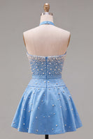 Laden Sie das Bild in den Galerie-Viewer, Blaues Sweetheart Pearl verziertes kurzes Homecoming-Kleid mit Choker und Schleife