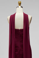 Laden Sie das Bild in den Galerie-Viewer, Burgunderrotes, gerafftes, trägerloses, bodycon Chiffon Kurzes Homecoming-Kleid mit drapiertem Halsband