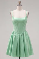 Laden Sie das Bild in den Galerie-Viewer, A-Linie fuchsiafarbenes, quadrathalsiges Korsett-Satin-Homecoming-Kleid