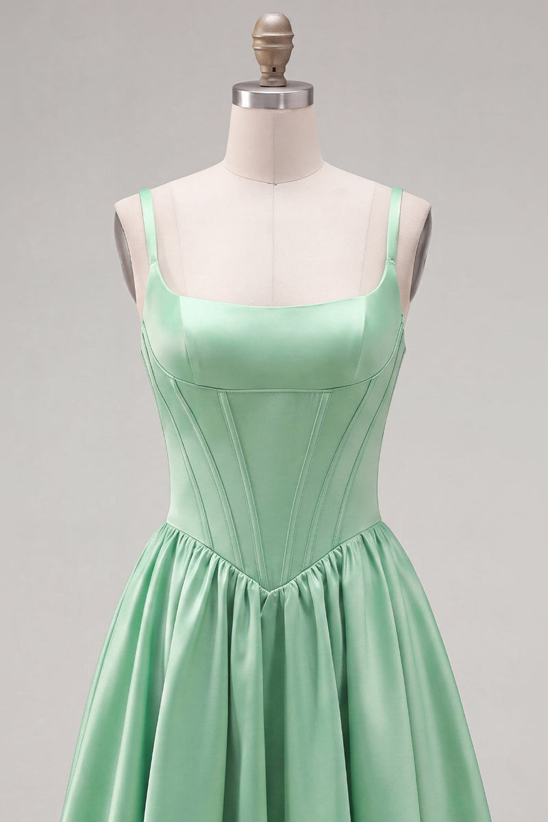 Laden Sie das Bild in den Galerie-Viewer, A-Linie fuchsiafarbenes, quadrathalsiges Korsett-Satin-Homecoming-Kleid
