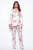 Laden Sie das Bild in den Galerie-Viewer, 2-teilige White Red Flower Satin Peak Revers doppelreihige Blumenanzüge für Frauen