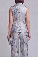 Laden Sie das Bild in den Galerie-Viewer, Graublaue Jacquard-Blumen-Zweiteiler Damenanzüge mit Spitzrevers