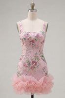 Laden Sie das Bild in den Galerie-Viewer, Pink-Quadrat-Ausschnitt Bodycon Blumenpailletten Homecoming-Kleid mit Rüschen