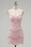 Laden Sie das Bild in den Galerie-Viewer, Sweetheart Pink Bodycon Homecoming-Kleid mit Perlen