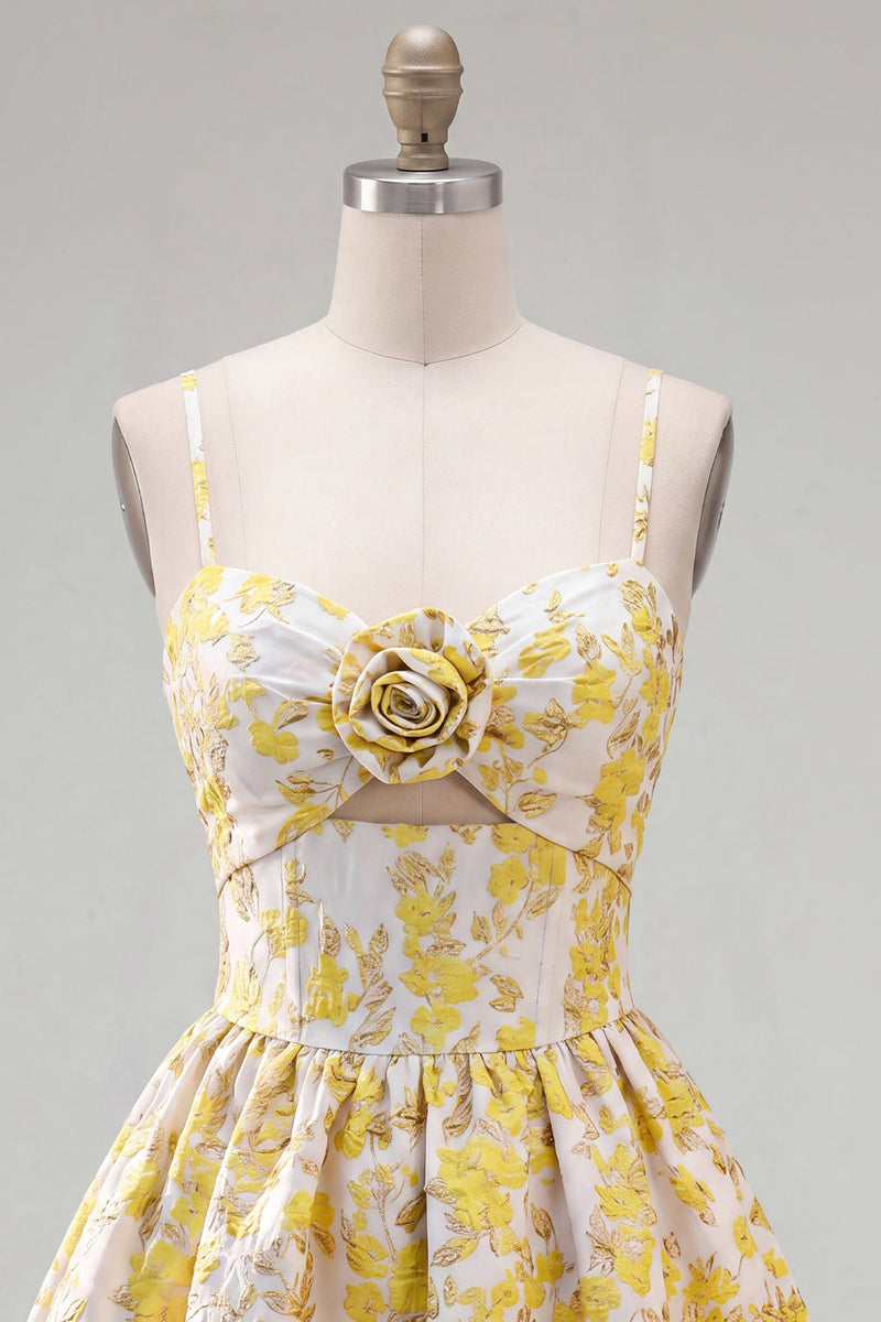 Laden Sie das Bild in den Galerie-Viewer, Gelbes A-Line Spaghetti-Träger Blumen-Homecoming-Kleid