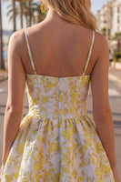 Laden Sie das Bild in den Galerie-Viewer, Gelbes A-Line Spaghetti-Träger Blumen-Homecoming-Kleid