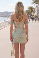 Laden Sie das Bild in den Galerie-Viewer, Schwarzes Off-the-Shoulder Bodycon Blumen-Homecoming-Kleid mit Schärpe