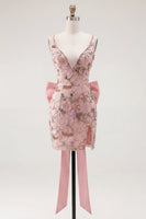 Laden Sie das Bild in den Galerie-Viewer, Rosa V-Ausschnitt Bodycon florales Homecoming-Kleid mit Schlitz