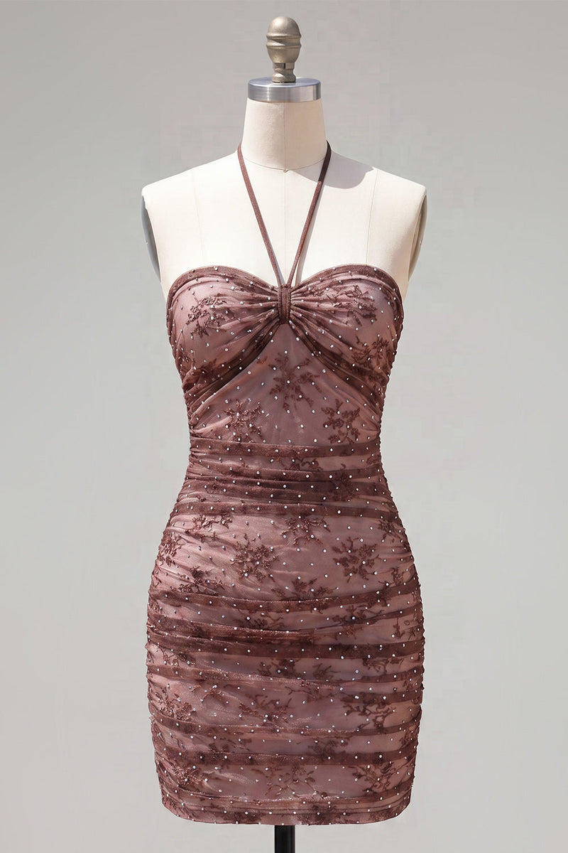 Laden Sie das Bild in den Galerie-Viewer, Chocolate Bodycon Neckholderhals-Homecoming-Kleid mit Perlen