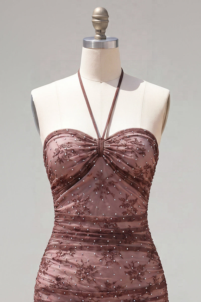 Laden Sie das Bild in den Galerie-Viewer, Chocolate Bodycon Neckholderhals-Homecoming-Kleid mit Perlen