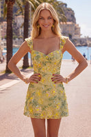 Laden Sie das Bild in den Galerie-Viewer, Gelbes, geblümtes Pailletten, besticktes Sweetheart Bodycon Homecoming-Kleid