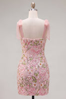Laden Sie das Bild in den Galerie-Viewer, Romantisches rosa Pailletten-Blumenbesticktes Homecoming-Kleid mit Schleifenriemen