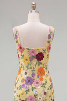 Laden Sie das Bild in den Galerie-Viewer, Gelbes Quadrathals-Bodycon-Floral-Homecoming-Kleid mit Stickerei