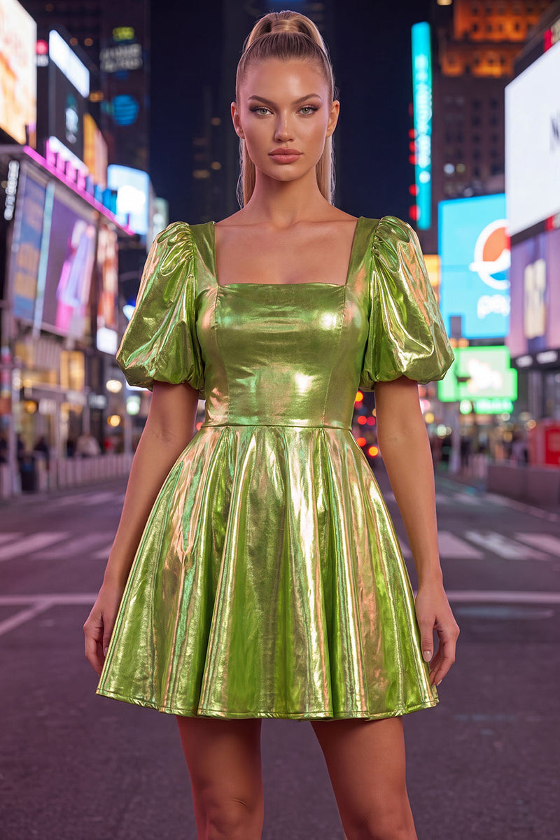 Laden Sie das Bild in den Galerie-Viewer, Gelbes metallisches A-Linien-Homecoming-Kleid mit quadratem Ausschnitt und Puffärmeln