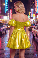 Laden Sie das Bild in den Galerie-Viewer, Off-the-shoulder blaues A-Line-Metallic-Homecoming-Kleid mit Puffärmeln