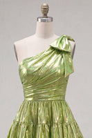 Laden Sie das Bild in den Galerie-Viewer, Ein Schulter-Fuchsia-A-Linien-Metallic-Runden-Homecoming-Kleid mit Schleife