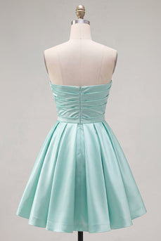 Mint A-Linie Trägerloses Satin Kurzes Abendkleid mit Falten