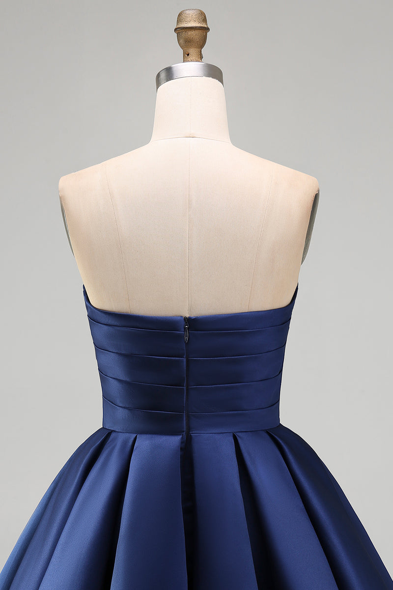 Laden Sie das Bild in den Galerie-Viewer, Mint A-Linie Trägerloses Satin Kurzes Abendkleid mit Falten