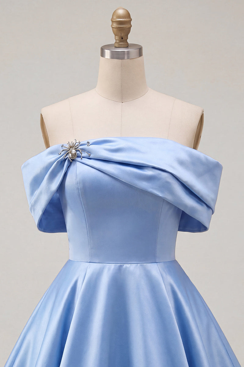 Laden Sie das Bild in den Galerie-Viewer, Blaues A-Linien-Off-shoulder gerafftes Satin-Homecoming-Kleid mit Perlenbesatz