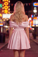 Laden Sie das Bild in den Galerie-Viewer, Blaues A-Linien-Off-shoulder gerafftes Satin-Homecoming-Kleid mit Perlenbesatz