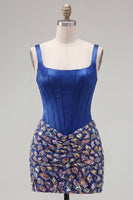 Laden Sie das Bild in den Galerie-Viewer, Dunkelblaues Bodycon-Korsett, quadrathalsiges Homecoming-Kleid mit Strasssteinen