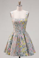 Laden Sie das Bild in den Galerie-Viewer, Graues, quadratisches A-Linien-Blumenkorsett Jacquard Homecoming-Kleid